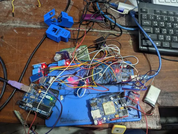 Controller and wiring from the poultry-shed automation archive.